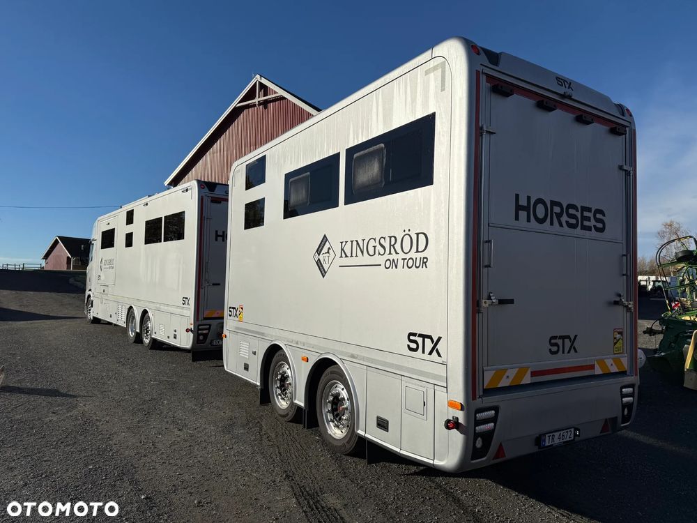 Scania Koniowóz STX S770 5-koni + Duża przyczepa, 4-konie - 6