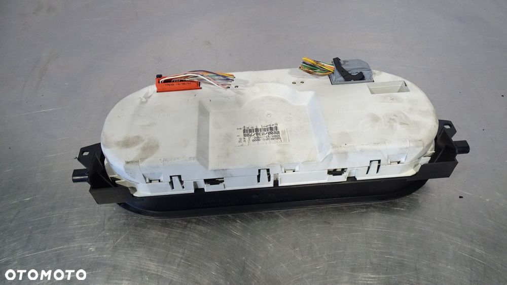 LICZNIK RENAULT SCENIC I 2.0 LIFT    8200038788 - 4