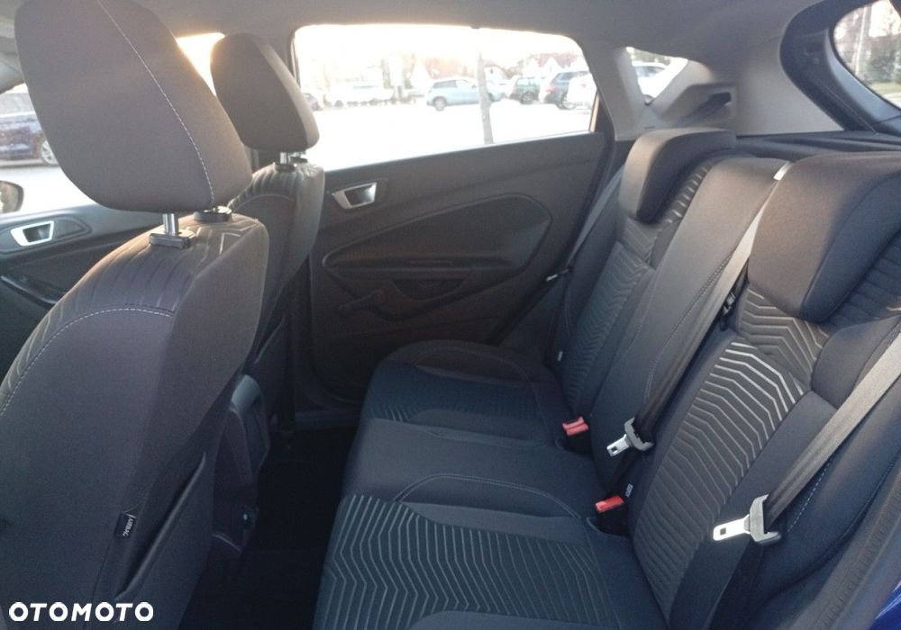 Ford Fiesta - 16