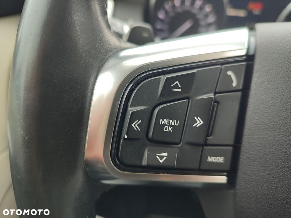 Land Rover Discovery Sport 2.0 Si4 HSE Luxury - 15