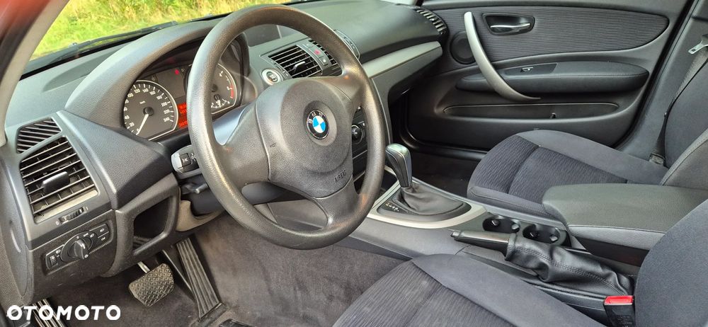BMW Seria 1 118d DPF - 10