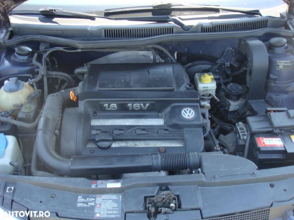 CUTIE VITEZE MANUALA 1.6 B VW GOLF 4 - 1