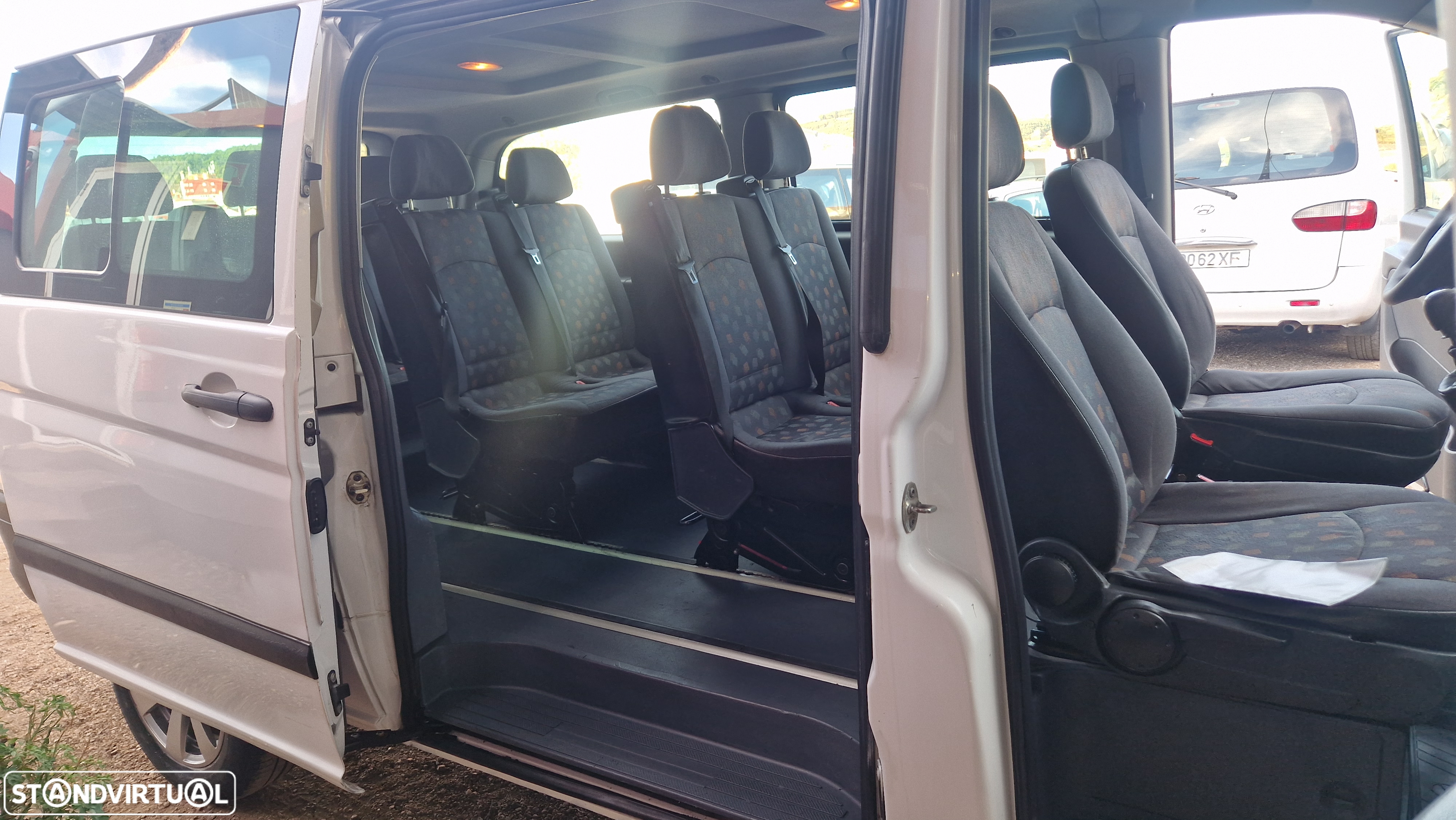 Mercedes-Benz Vito 111 CDi/34 9L Longo 2+2+2+3 - 18