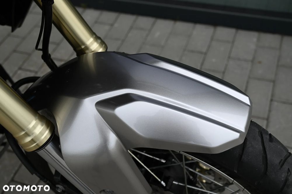 Yamaha Super Tenere - 17