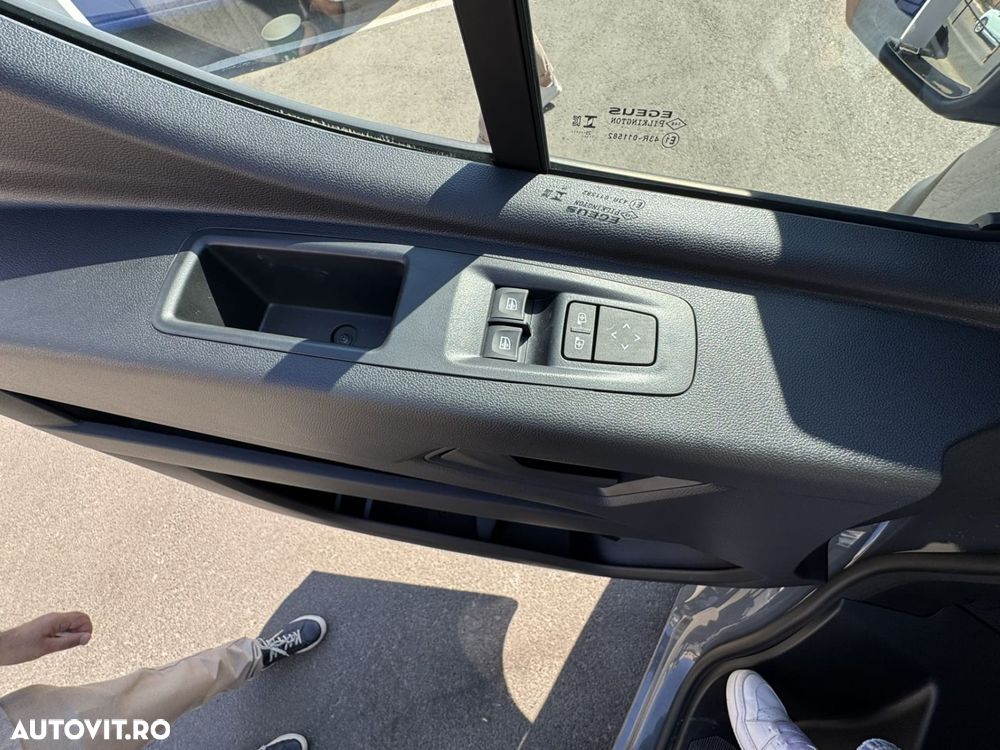 Nissan Interstar - 13