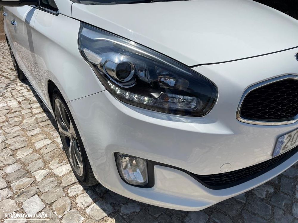 Kia Carens 1.7 CRDi ISG TX - 16