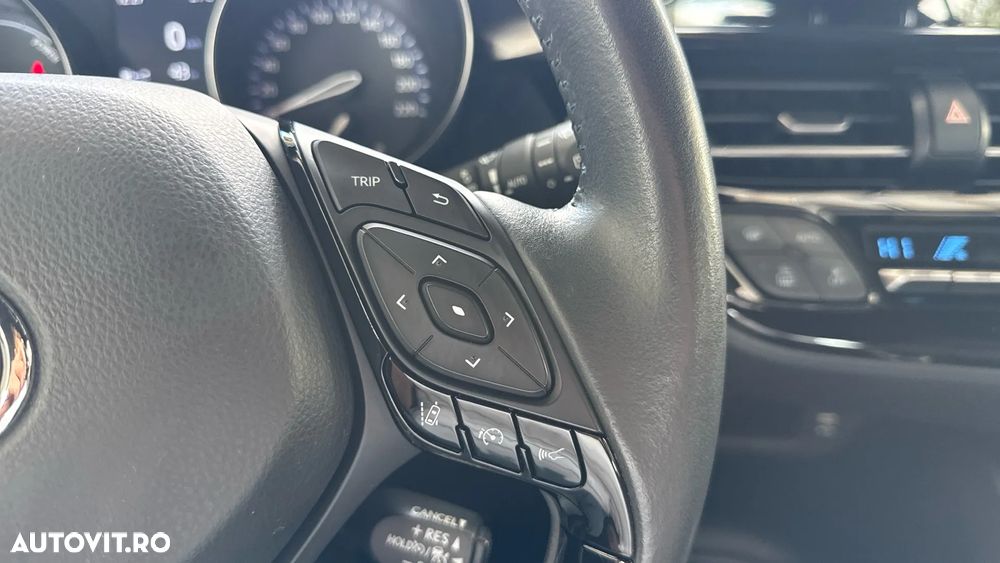 Toyota C-HR 1.8 HSD 122 CP 4x2 CVT Core - 26