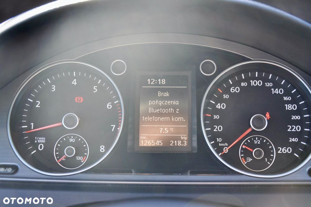 Volkswagen Passat Variant 1.8 TSI Comfortline - 22