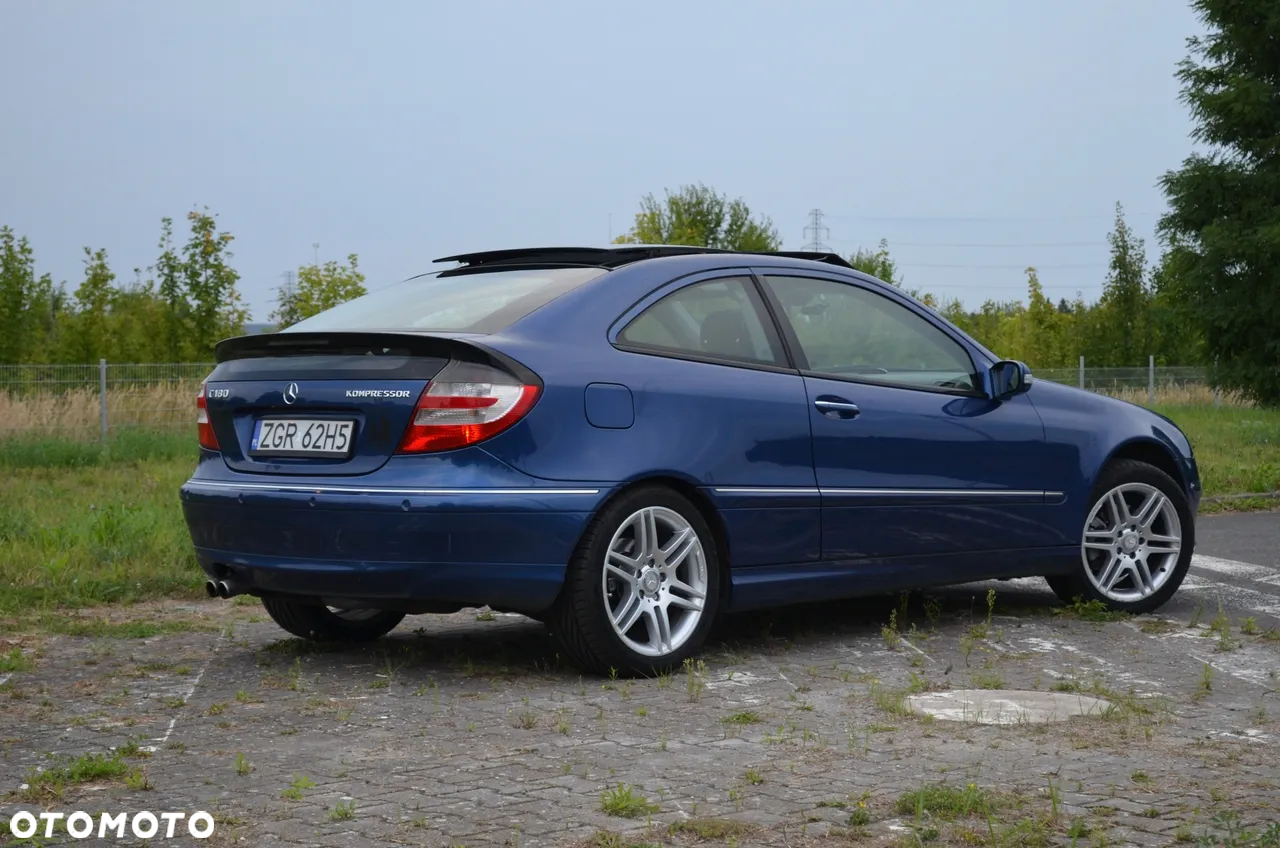Mercedes-Benz Klasa C 180 Kompressor Sportcoupe - 3