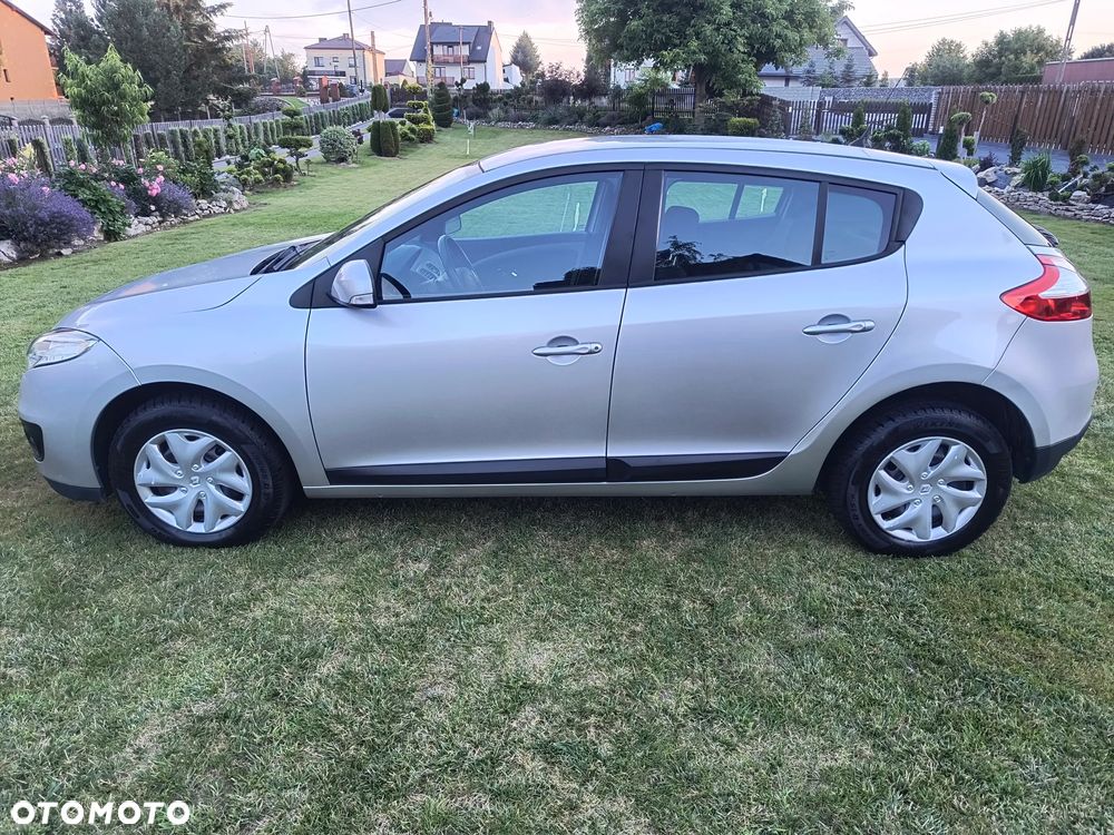 Renault Megane 1.6 16V Style Edition - 7