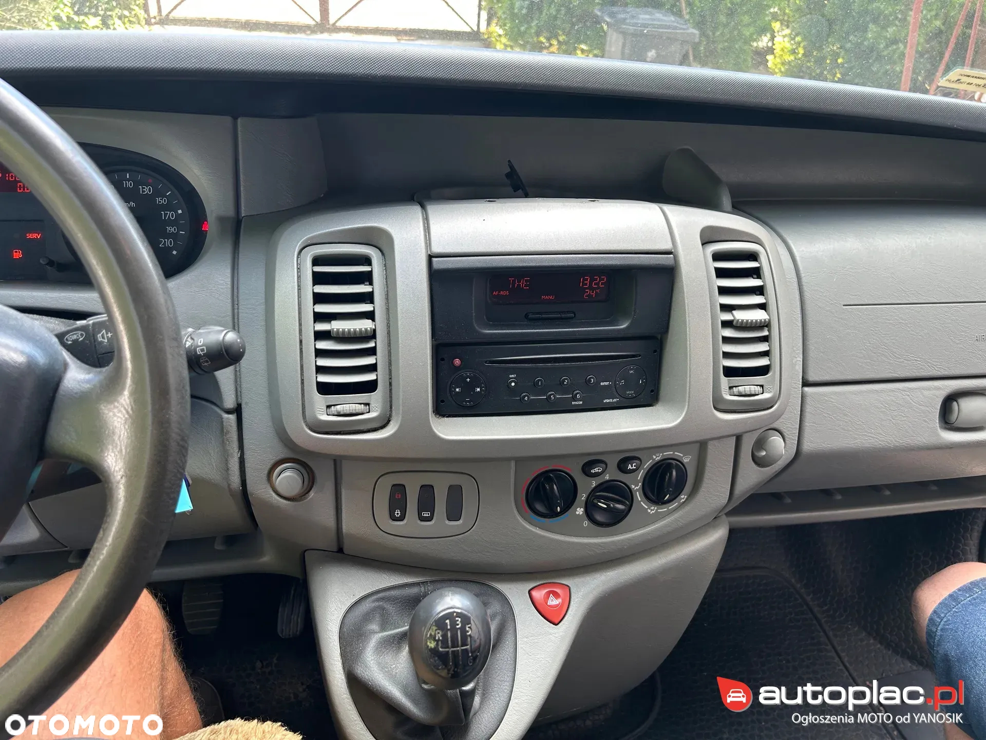 Renault Trafic - 30