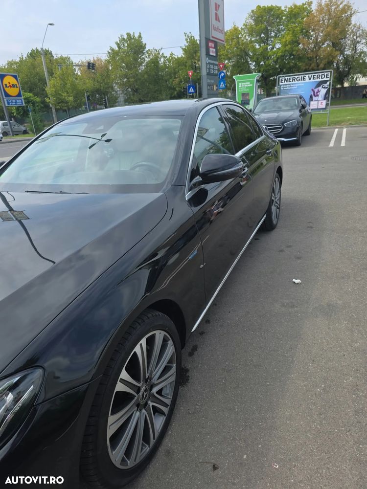 Mercedes-Benz E - 8