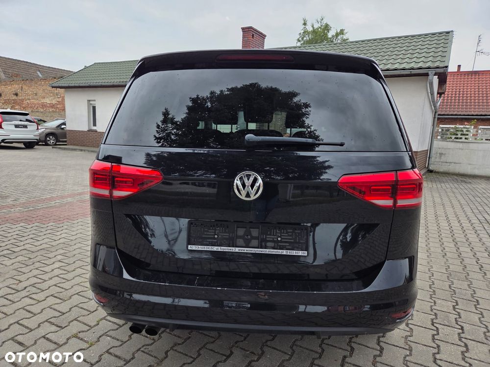 Volkswagen Touran - 6