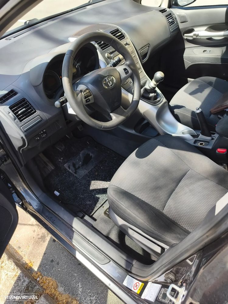 Toyota Auris 1.4 D-4D ACtive 110g - 5