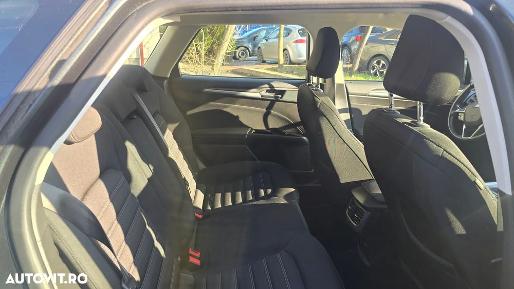 Ford Mondeo 2.0 TDCI Trend - 17