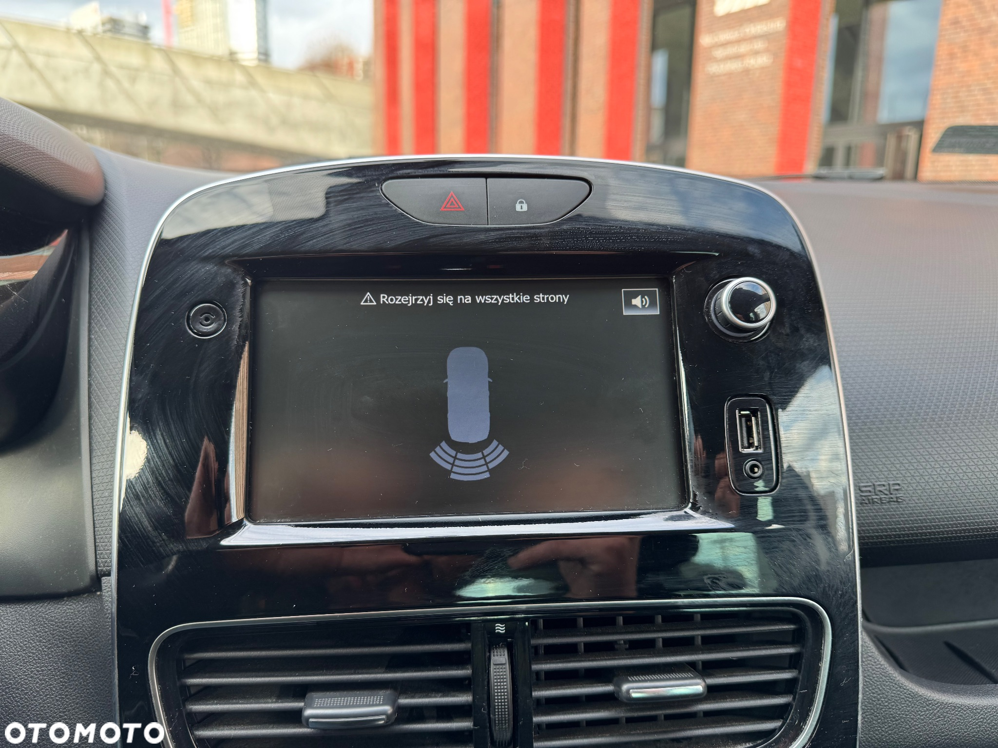 Renault Clio 1.5 dCi Energy Limited 2018 - 17