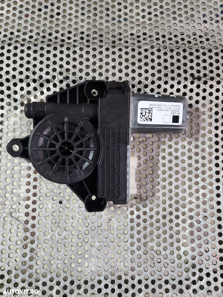 Motoras Macara Electrica Stanga Fata Bmw F40 F44 Volan Stanga - Dezmembrari Arad - 3