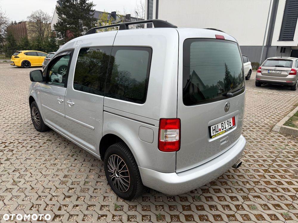 Volkswagen Caddy 1.6 Life Family (7-Si.) - 3