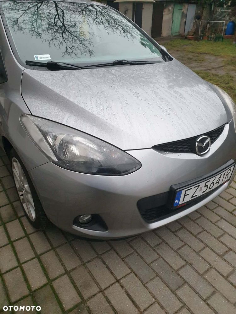 Mazda 2 - 8