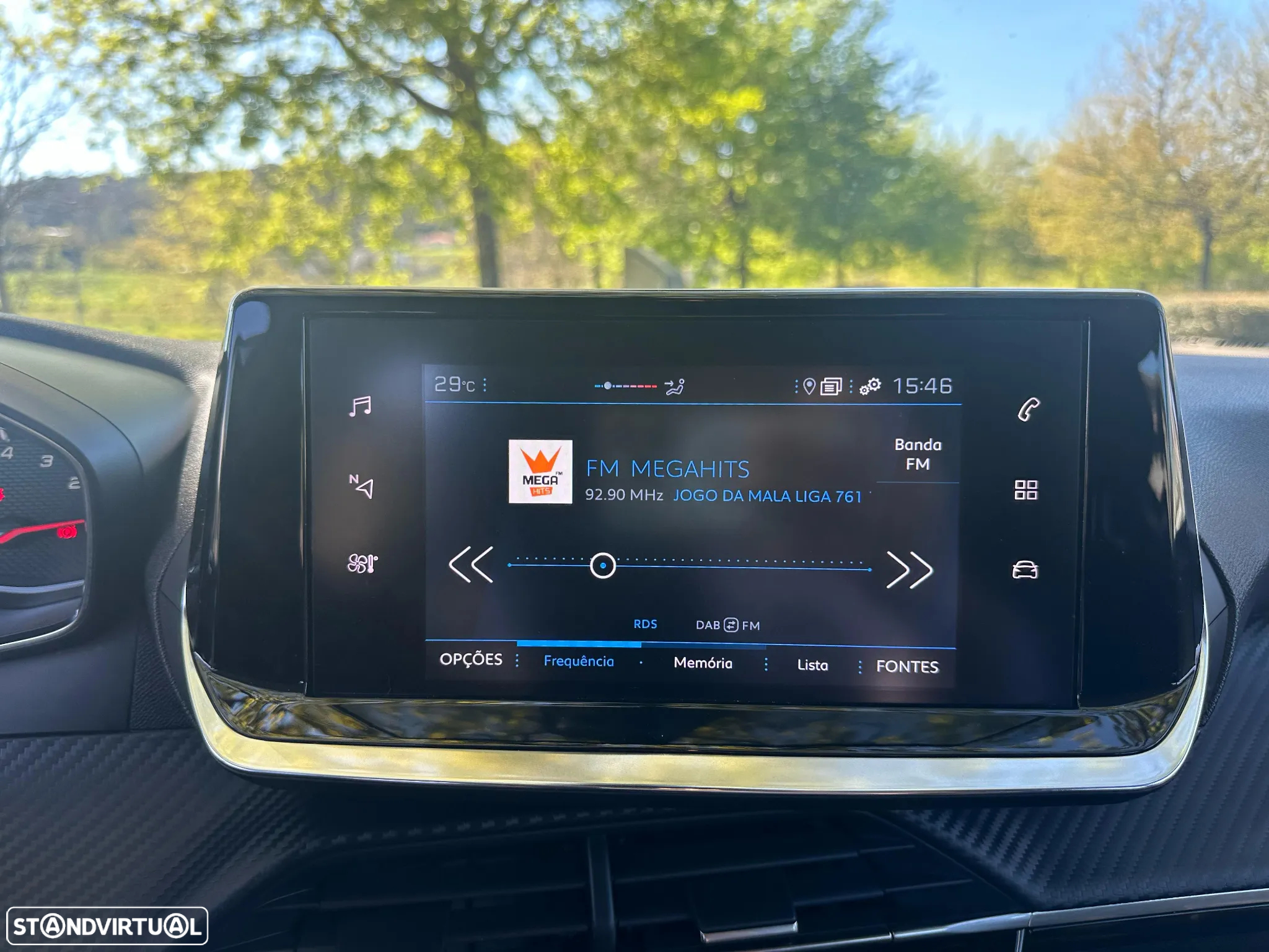 Peugeot 208 1.2 PureTech Allure Pack EAT8 - 23