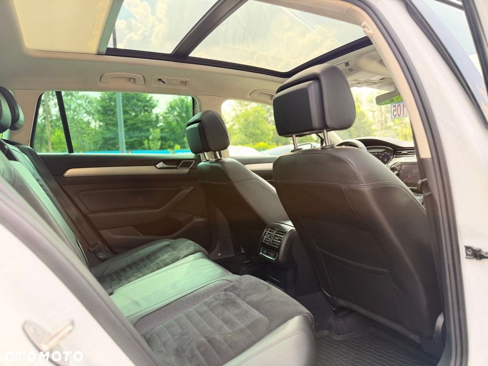 Volkswagen Passat - 27