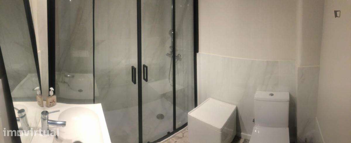 Quarto - localizado em Alvalade Lisbon - Grande imagem: 5/34