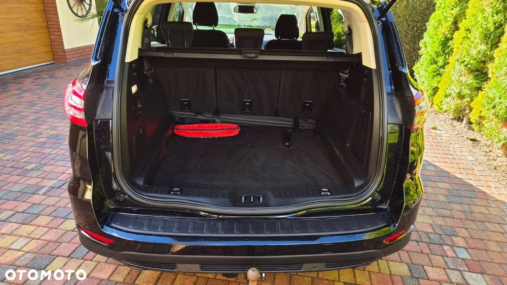 Ford S-Max - 22