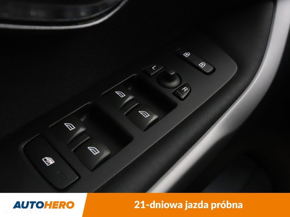 Volvo V40 D2 Kinetic - 30