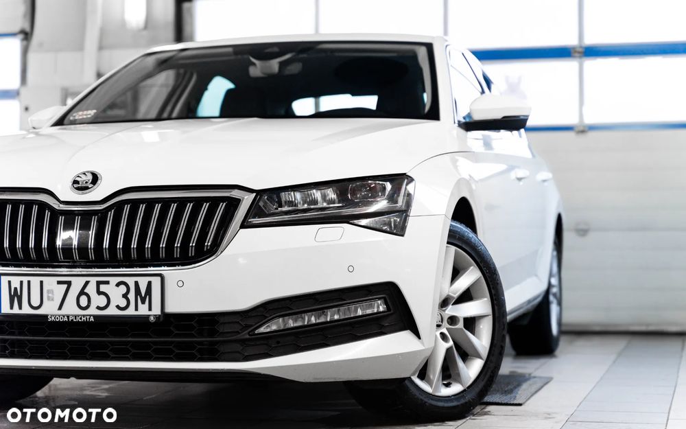 Skoda Superb 2.0 TDI SCR Ambition DSG - 15