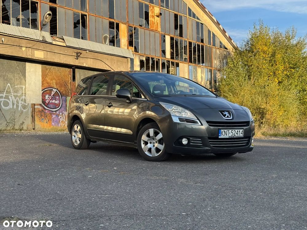 Peugeot 5008