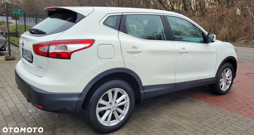 Nissan Qashqai 1.2 DIG-T Acenta EU6 - 7