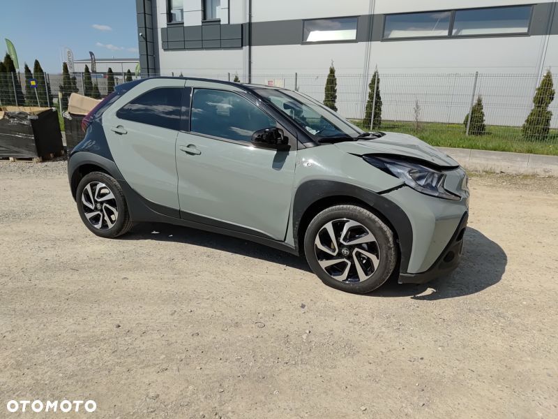 Toyota Aygo X 1.0 VVT-i Color Edition X-shift - 5