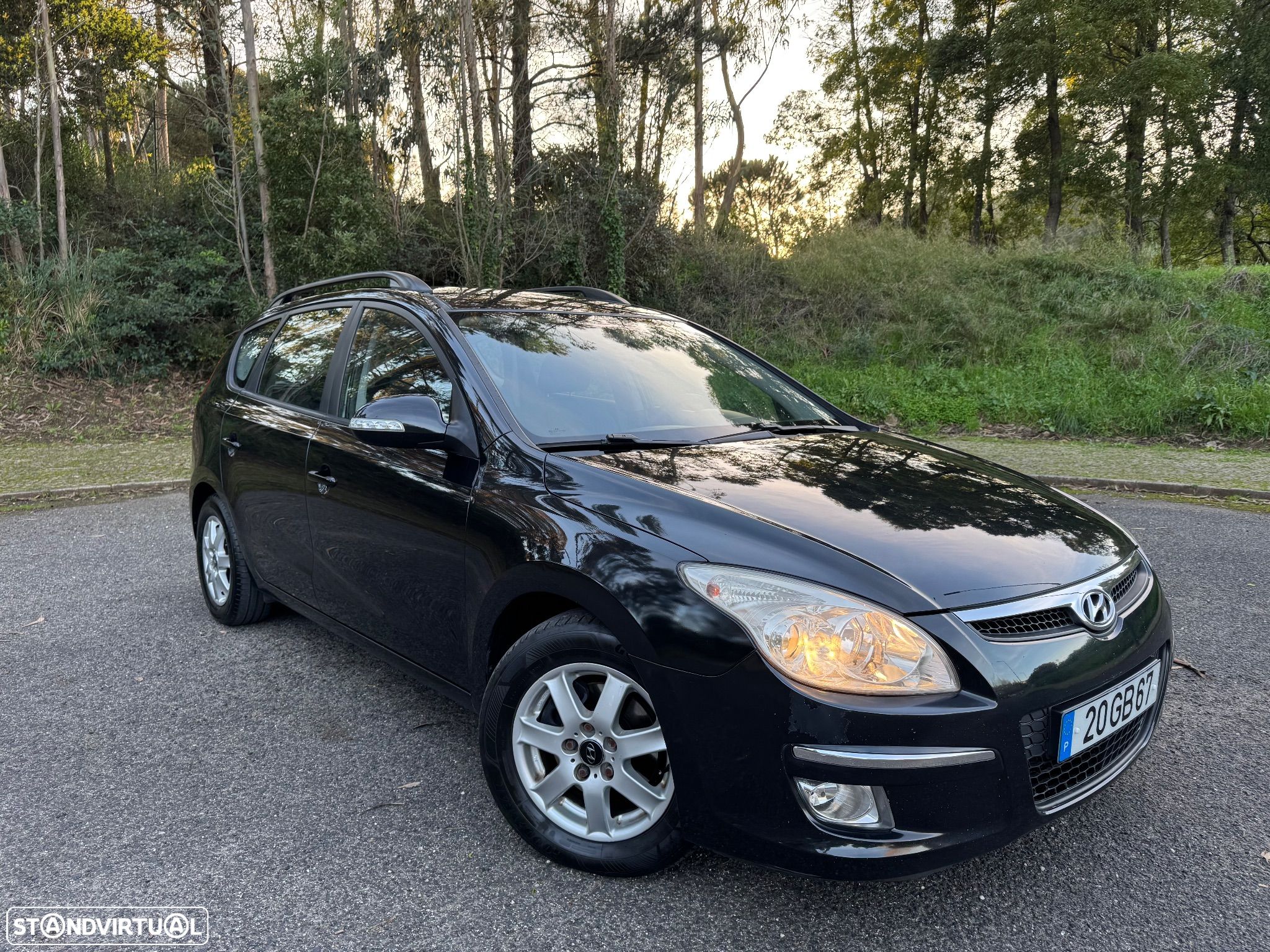 Hyundai i30 CW 1.6 CRDi Blue Comfort - 1