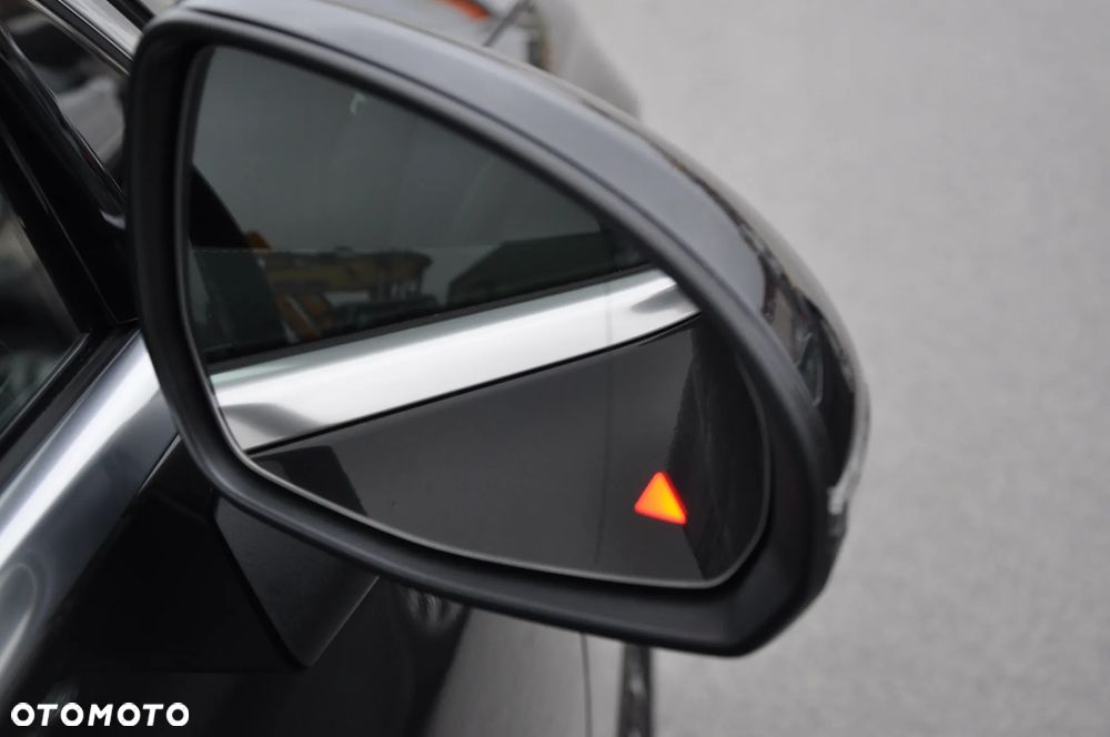 Mercedes-Benz GLC - 31