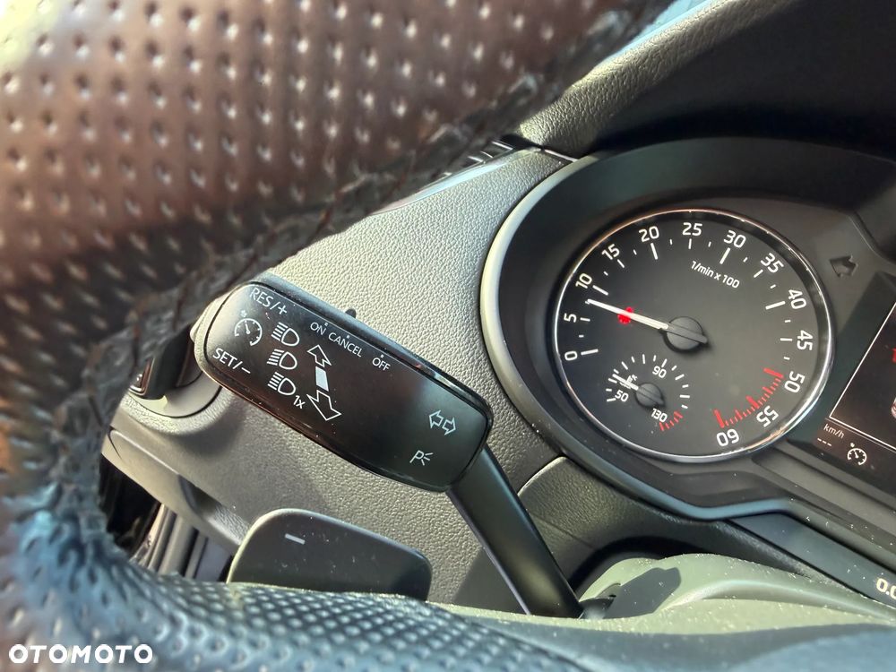Skoda Octavia 2.0 TDI DSG Premium Edition - 35