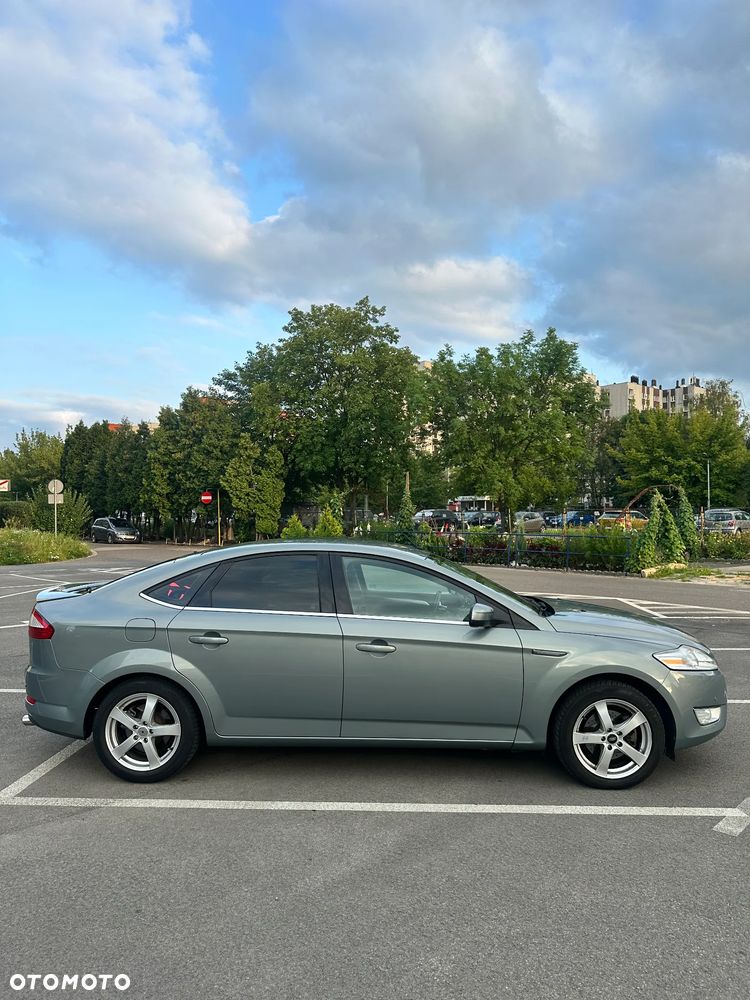 Ford Mondeo 2.3 Ghia - 6
