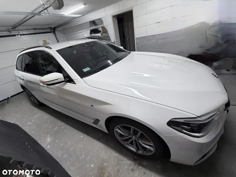 BMW Seria 5 540d xDrive - 25