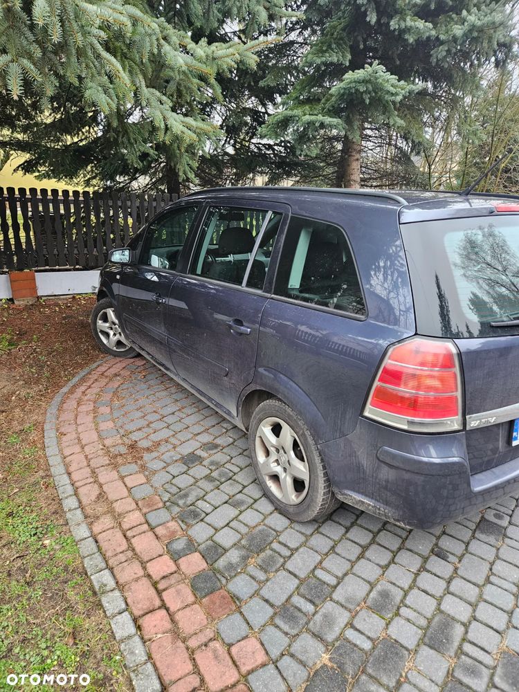 Opel Zafira 1.6 - 1