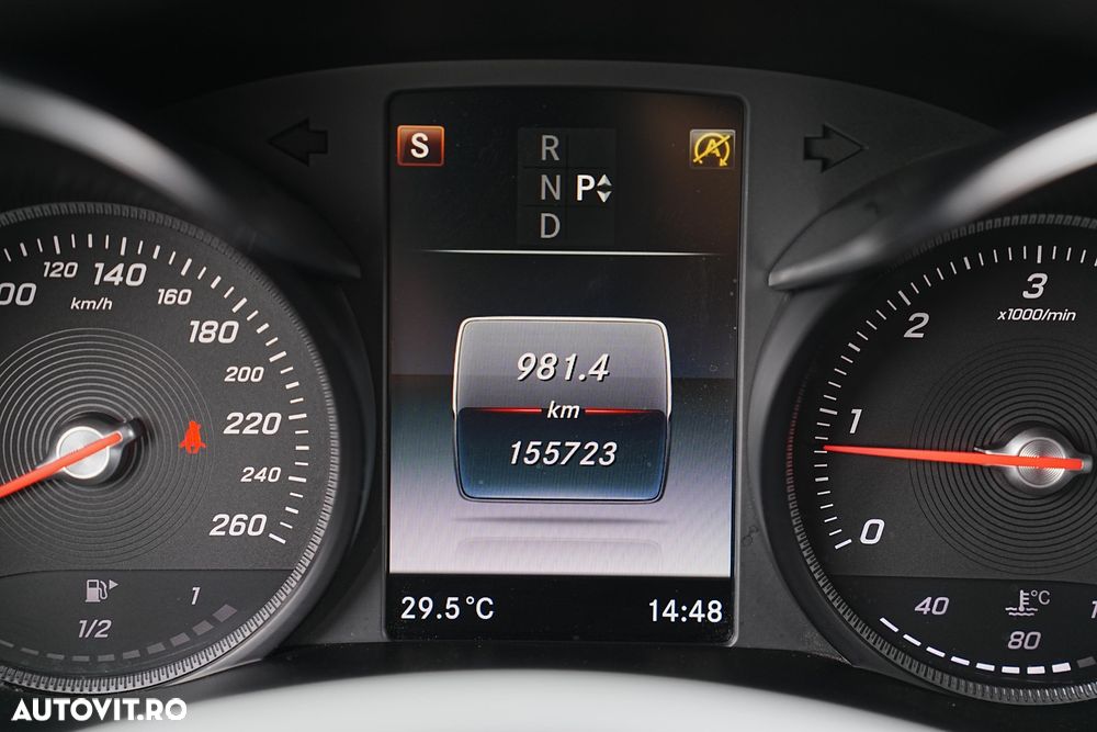 Mercedes-Benz GLC Coupe 220 d 4Matic 9G-TRONIC AMG Line - 17