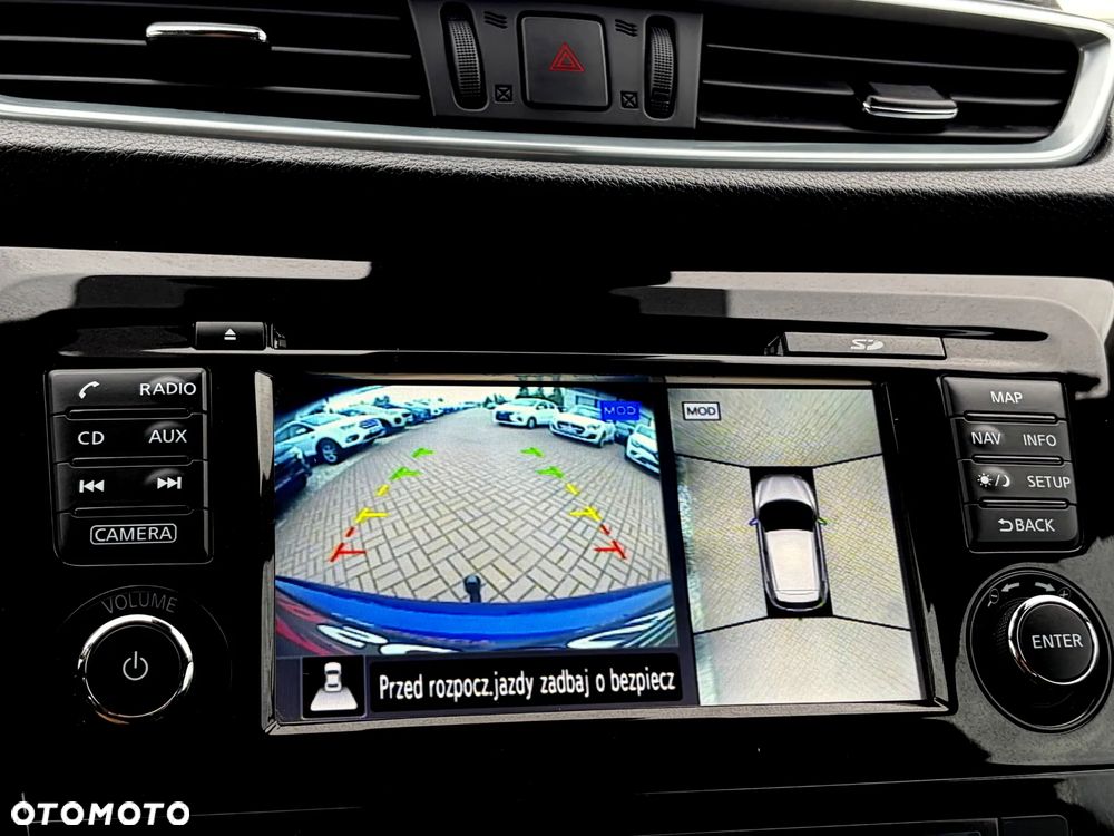 Nissan Qashqai 1.5 dCi N-Connecta EU6 - 23