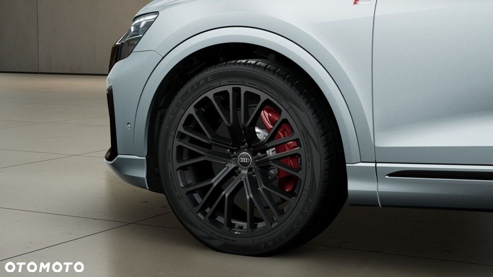Audi Q8 - 10