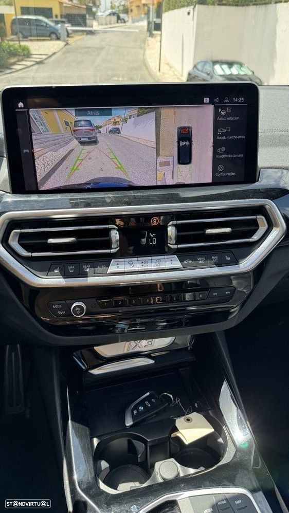 BMW iX3 M Sport Impressive - 43