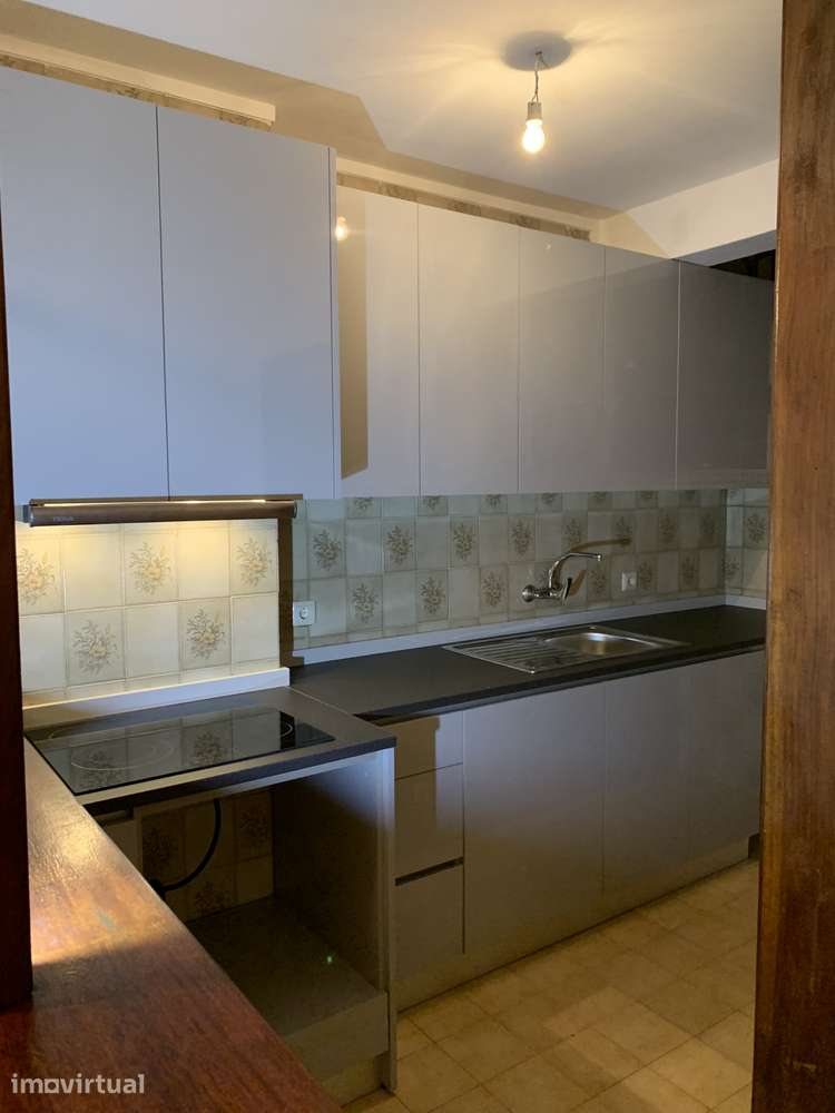 Apartamento T1 , na Avenida da Republica, em Vila Nova de Gaia - Grande imagem: 5/12