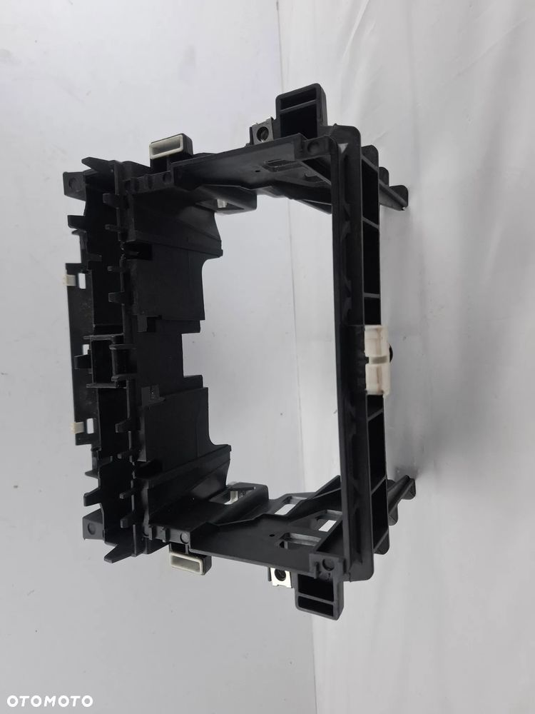 Mocowanie Ramka Kosz Dużego Radia 2-Din 2Din Audi A3 8P 8P0858005D - 2