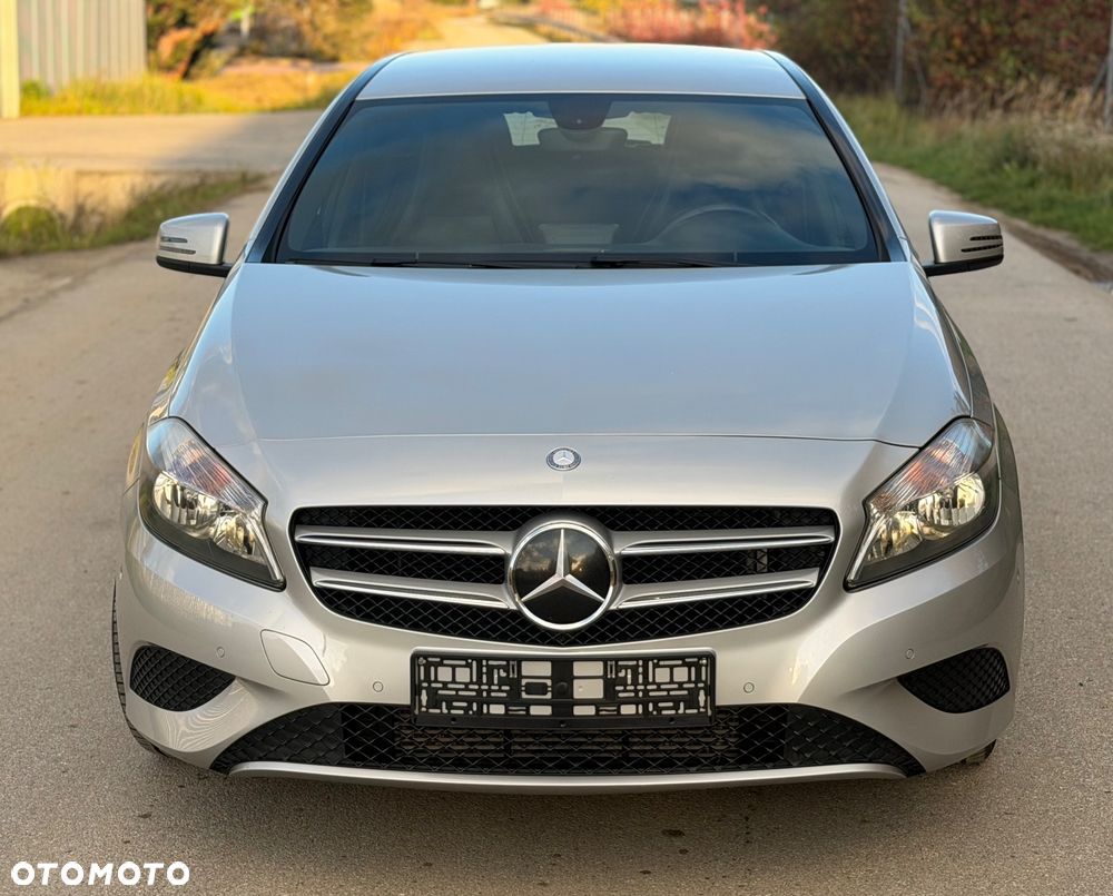 Mercedes-Benz A-Class 2012 photo 2