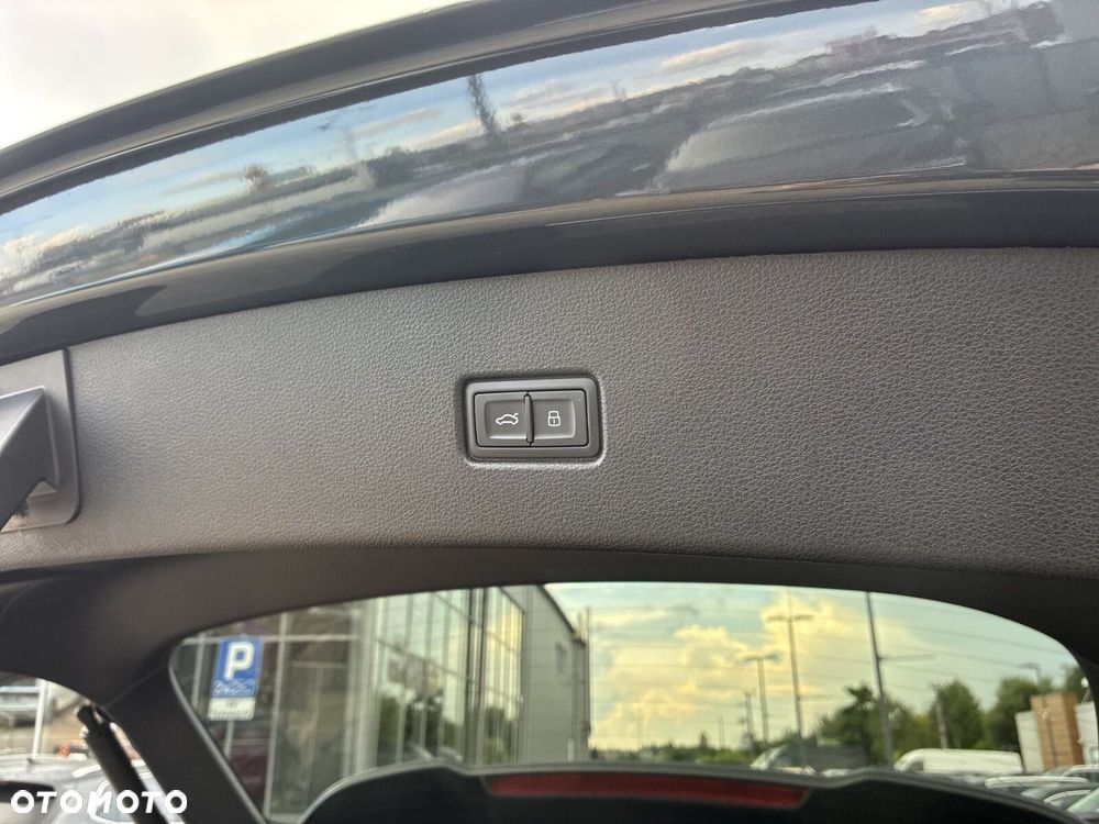 Audi Q5 Sportback - 15