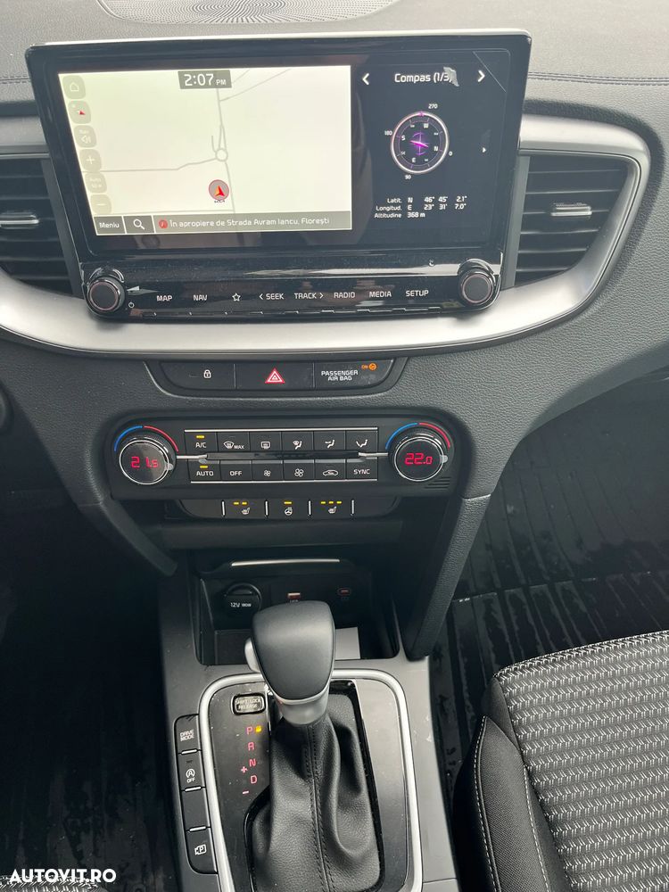 Kia XCeed 1.0 T-GDI MHEV 7DCT City - 12