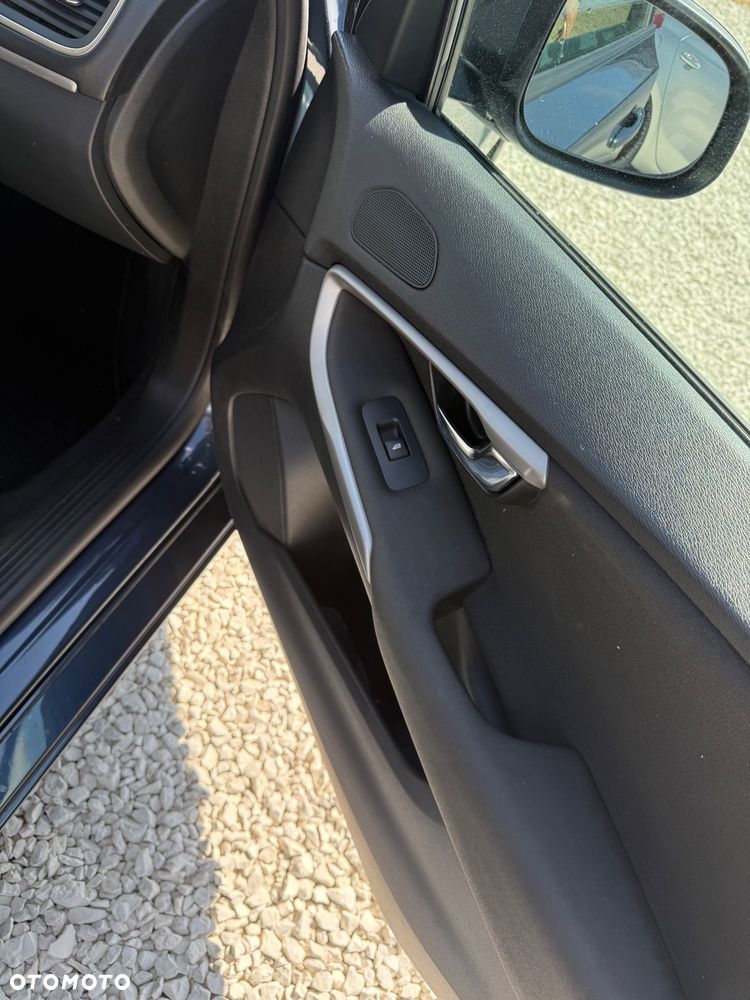 Volvo V40 D2 Kinetic - 23