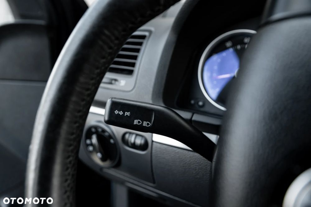 Volkswagen Golf 2.0 GTI - 26