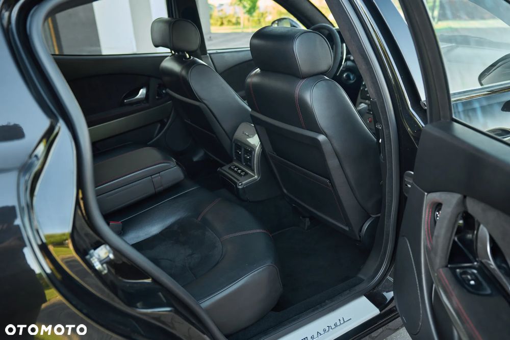Maserati Quattroporte Sport GT S Automatic - 35